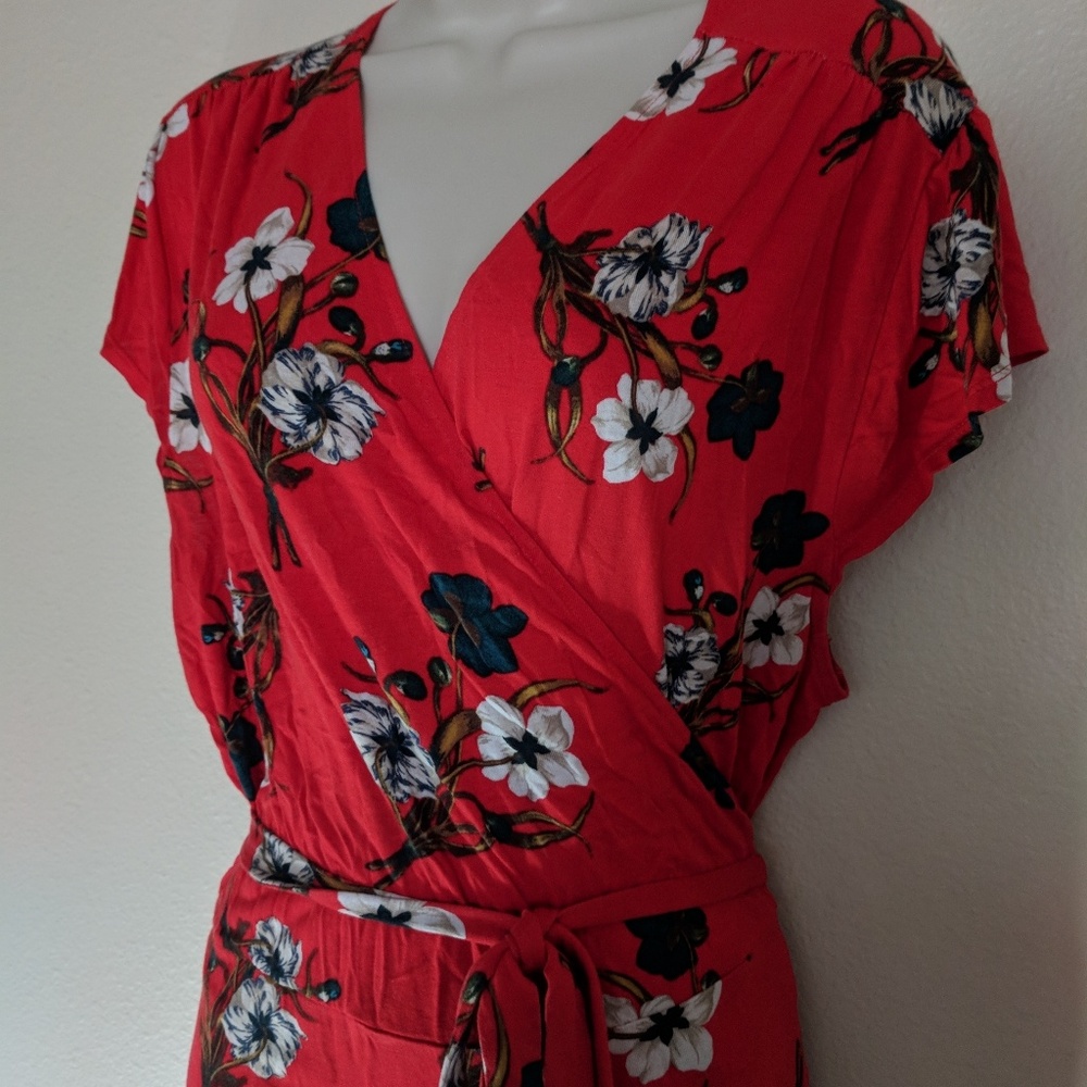 Red Floral Wrap Dress sz XXL Tall